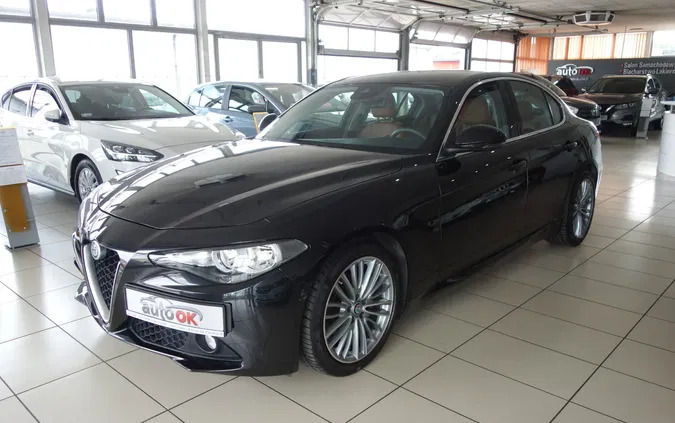 włodawa Alfa Romeo Giulia cena 78900 przebieg: 90190, rok produkcji 2016 z Włodawa